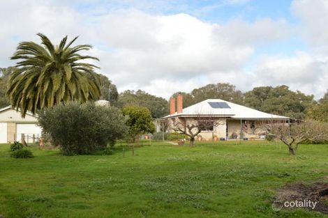 252 Clear Creek Rd, Byawatha, VIC 3678