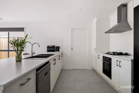 Property photo of 56 Oscar Crescent Deanside VIC 3336