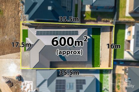 Property photo of 16 Halletts Way Bacchus Marsh VIC 3340