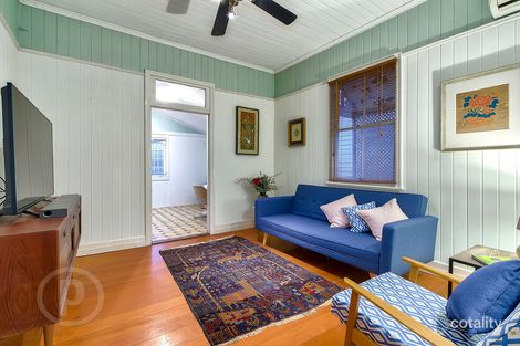 Property photo of 14 Glena Street Fairfield QLD 4103