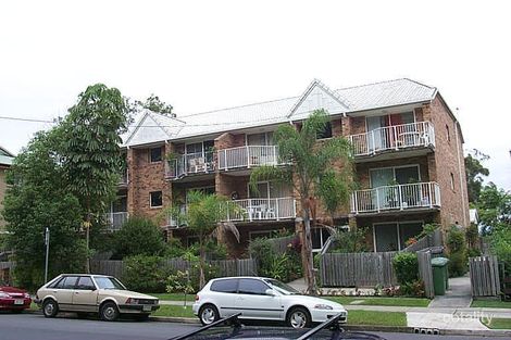 28 Whitby St, Southport, QLD 4215