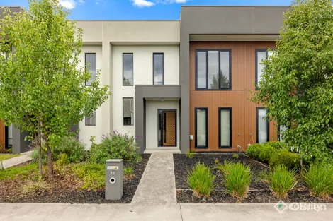 12 Burnden Cl, Berwick, VIC 3806