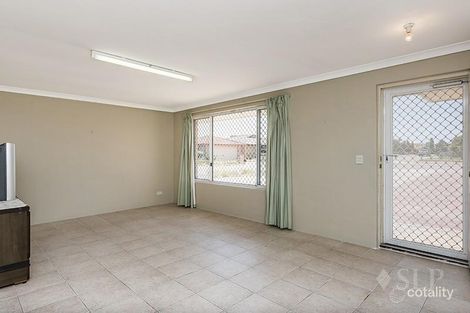 Property photo of 17 Chauvel Court Kiara WA 6054