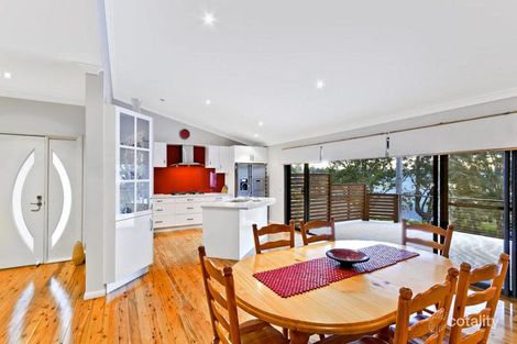 Property photo of 102 Tuggerah Parade Long Jetty NSW 2261