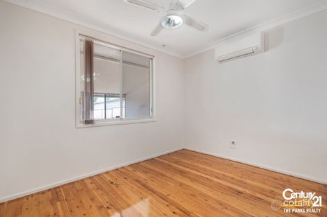 Property photo of 19 Napier Place Bossley Park NSW 2176