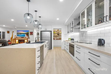 Property photo of 14 Laverton Close Plainland QLD 4341