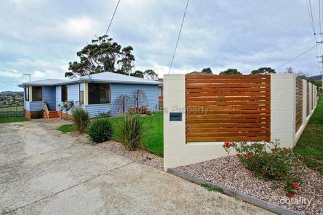 Property photo of 15 Pineleigh Street Penguin TAS 7316