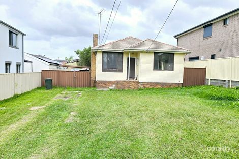 Property photo of 45 Neerini Avenue Smithfield NSW 2164