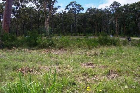 9 Corymbia St, Croudace Bay, NSW 2280