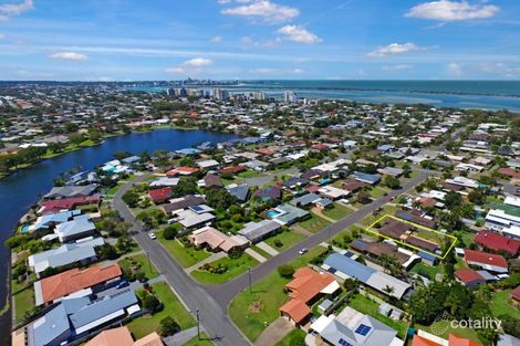 Property photo of 12 Slim Crescent Golden Beach QLD 4551