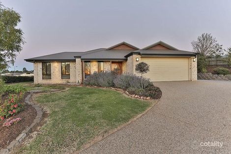 Property photo of 14 Kalimna Drive Highfields QLD 4352