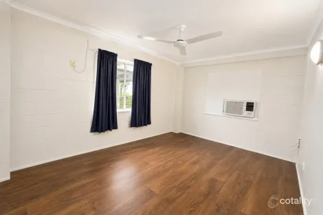 Property photo of 13 Donovan Crescent Dysart QLD 4745