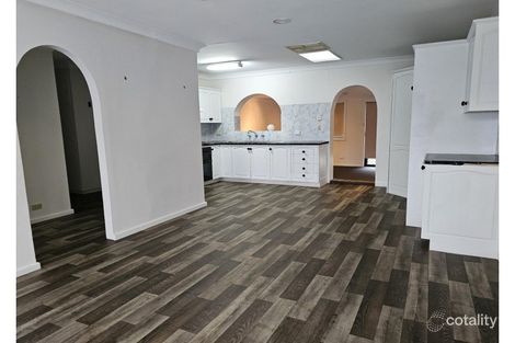 Property photo of 20 Radcliffe Grove Christie Downs SA 5164