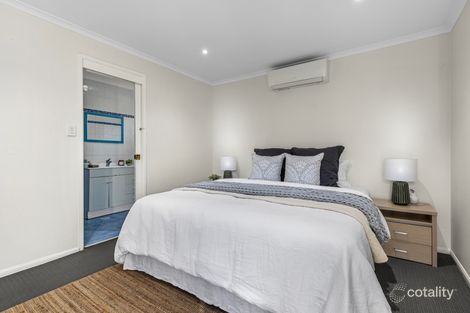 Property photo of 22 Cadell Drive Helensvale QLD 4212
