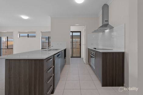 9 Affinity Way, South Ripley, QLD 4306