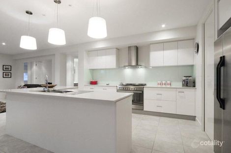 Property photo of 13 Munro Avenue Edithvale VIC 3196