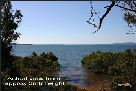 33 Blue Bay Cres, Macleay Island, QLD 4184