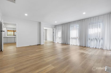 Property photo of 5 Kirkwall Court Glen Waverley VIC 3150