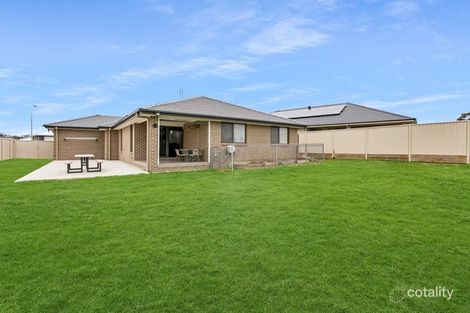 Property photo of 22 Jindalee Crescent Nowra NSW 2541