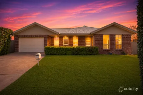 11 Benjamin Pl, Goulburn, NSW 2580