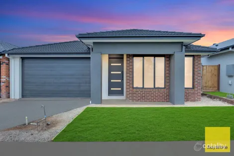 15 Zelkova Cct, Fraser Rise, VIC 3336