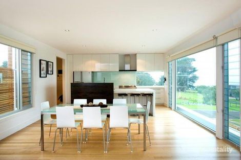 12 Anderson St, San Remo, VIC 3925