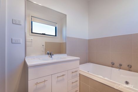 Property photo of 2/2A Lindenow Street Maidstone VIC 3012