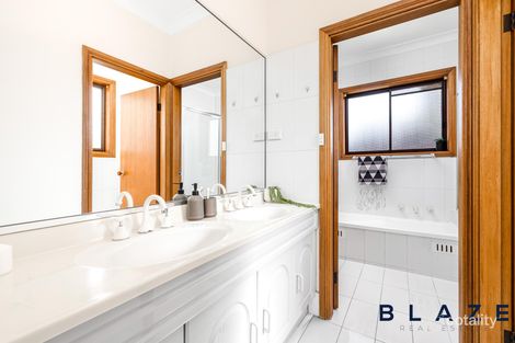 Property photo of 3 Cassia Close Bossley Park NSW 2176