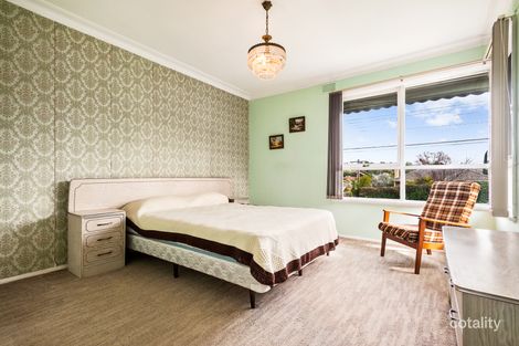 Property photo of 178 Henry Street Greensborough VIC 3088