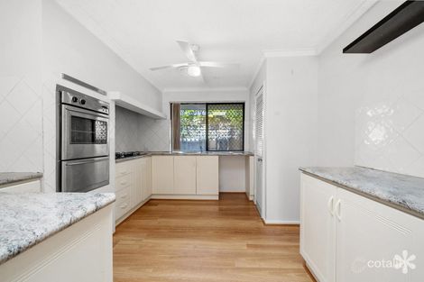 5 Azara Pl, Parkwood, WA 6147