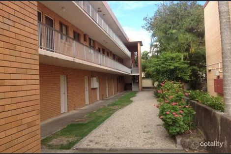 2/205 Scarborough St, Southport, QLD 4215