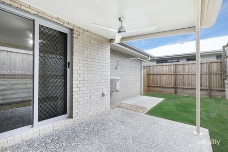 2/7 Spruce St, Loganlea, QLD 4131