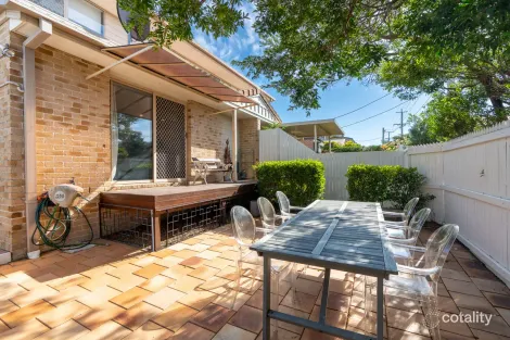Property photo of 2/4 Harry Street Zillmere QLD 4034