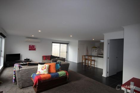 Property photo of 2/17 Poplar Street Wonthaggi VIC 3995