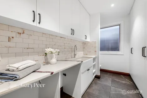 Property photo of 20 Leamington Crescent Caulfield East VIC 3145