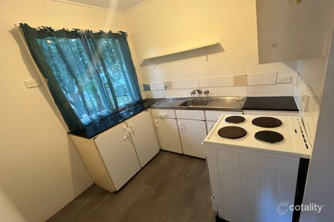 1/4 Empire Ave, Manly West, QLD 4179