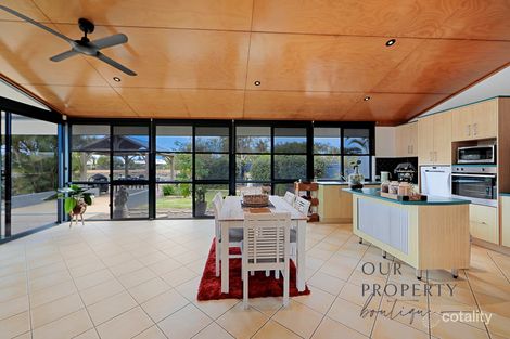 Property photo of 10 Lakeside Close Bargara QLD 4670