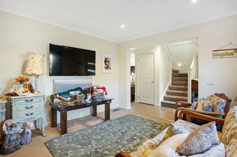 Property photo of 20 Mount View Parade Mooroolbark VIC 3138