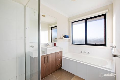 Property photo of 20 Mount View Parade Mooroolbark VIC 3138