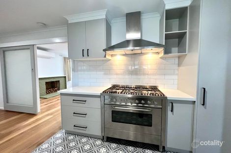 Property photo of 17 Pettit Street Traralgon VIC 3844