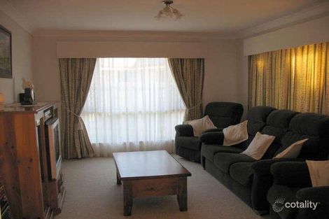 Property photo of 18 Poppy Court Middle Ridge QLD 4350