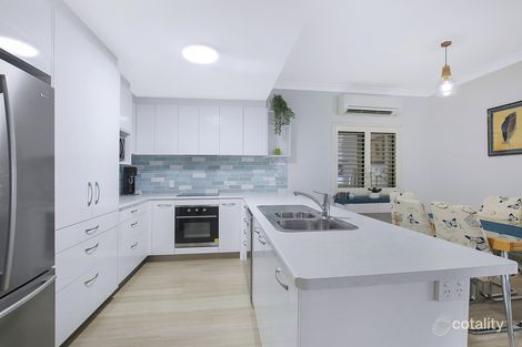 Property photo of 2/2-4 Henry Street Redcliffe QLD 4020