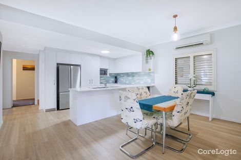 Property photo of 2/2-4 Henry Street Redcliffe QLD 4020