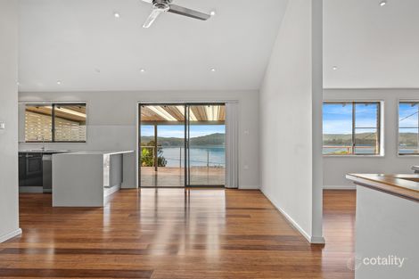 Property photo of 95 Broadwater Drive Saratoga NSW 2251