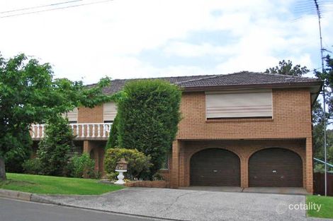 19 Pine Cres, Coniston, NSW 2500