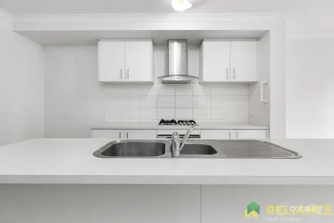 Property photo of 68 Twain Way Fraser Rise VIC 3336