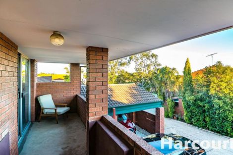 Property photo of 4/29-31 Weatherill Way Noranda WA 6062