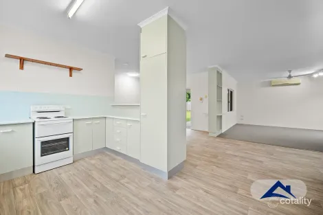 Property photo of 9 Julia Percy Close Bentley Park QLD 4869