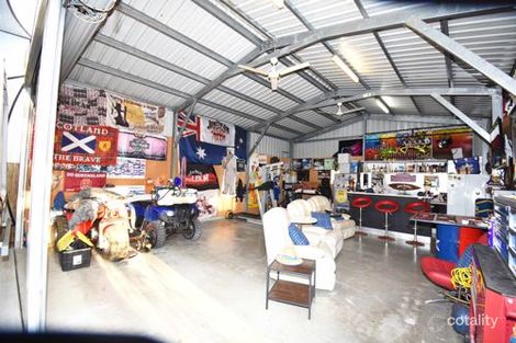 Property photo of 6 Webb Court Rural View QLD 4740