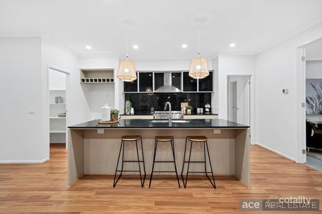 Property photo of 26 Kingsbridge Boulevard Williams Landing VIC 3027